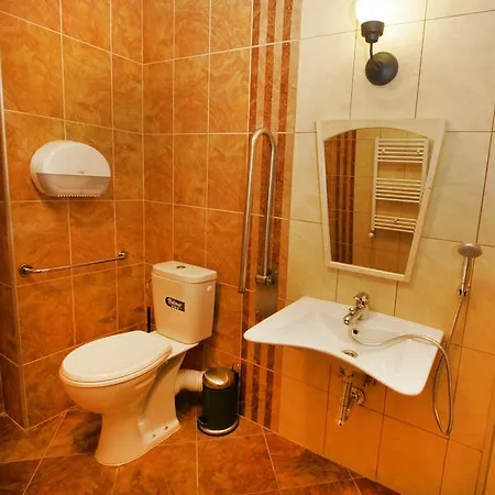 Bukor Shtepi Magnolia 4* Mandrica